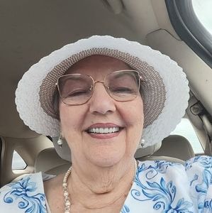 Meet your Posher, Sandra